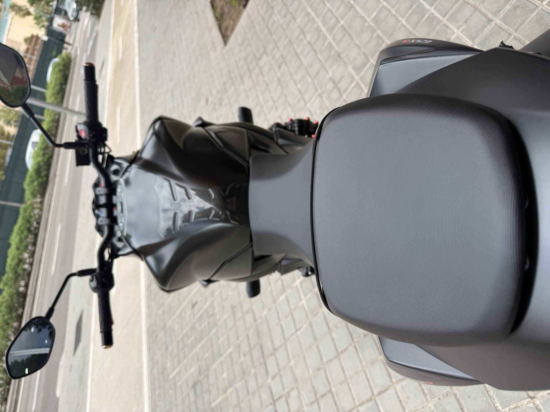 Suzuki GSX-S750