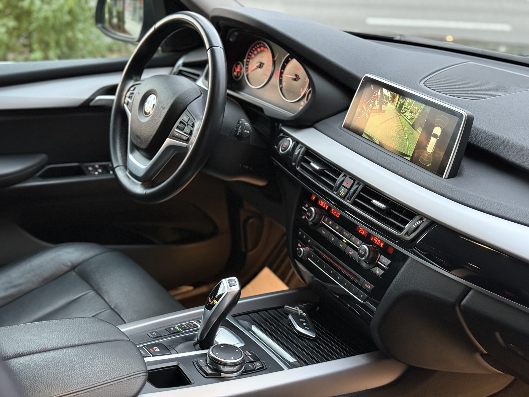 X5