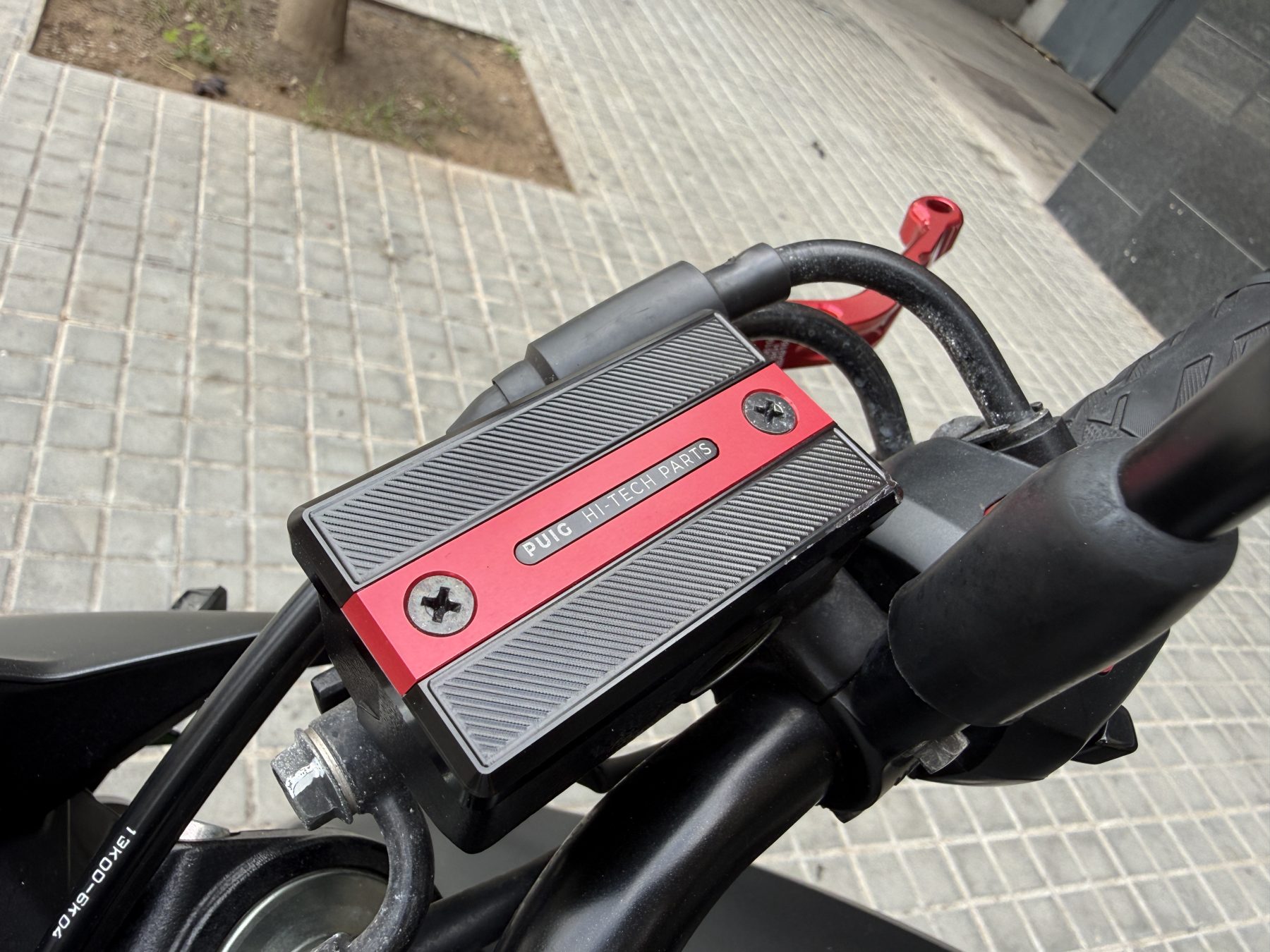 Suzuki GSX-S750