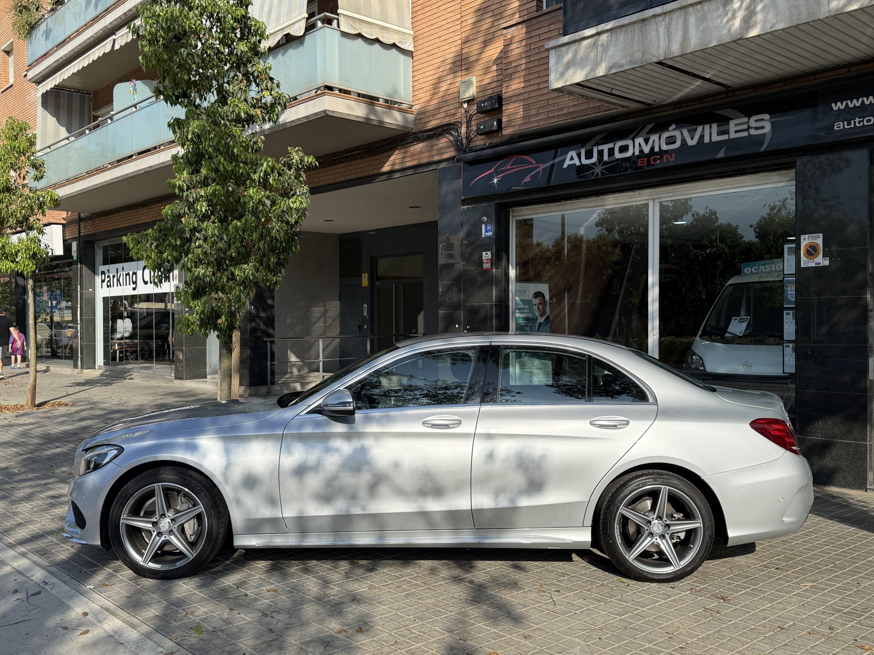 Mercedes-Benz C220D